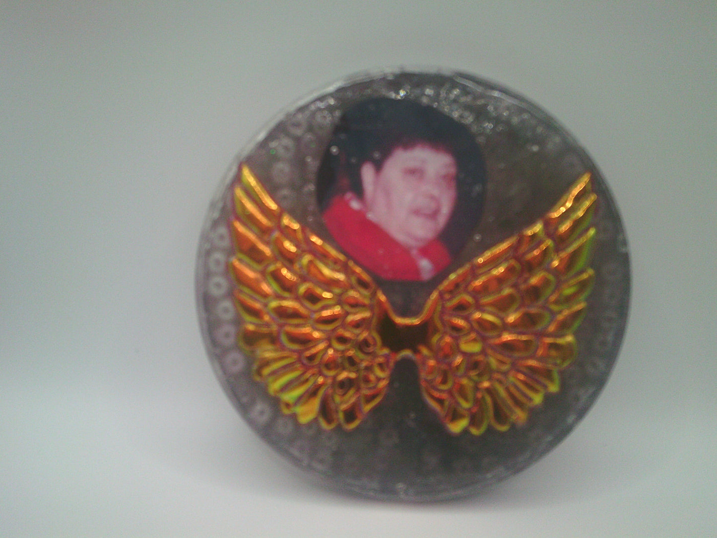 4 inch Resin wall hanging picture, w/angel wings
