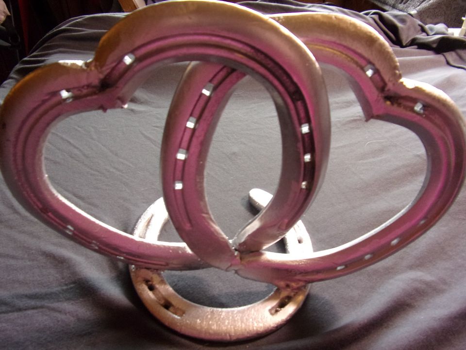 silver set of eternity hearts made with horseshoes