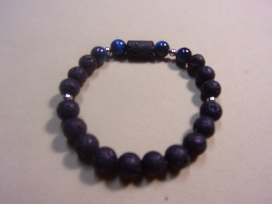 black stone bead w/3 blue tiger eye beads
