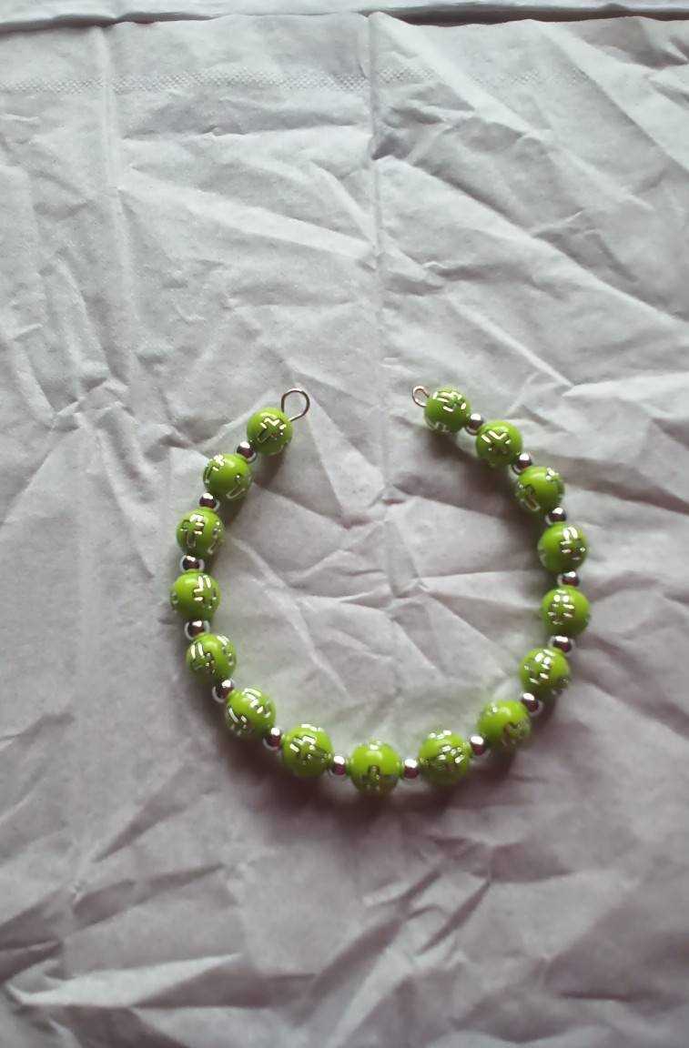 cross beaded bracelet