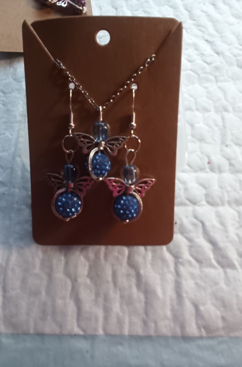 angel earrings/necklace set silver