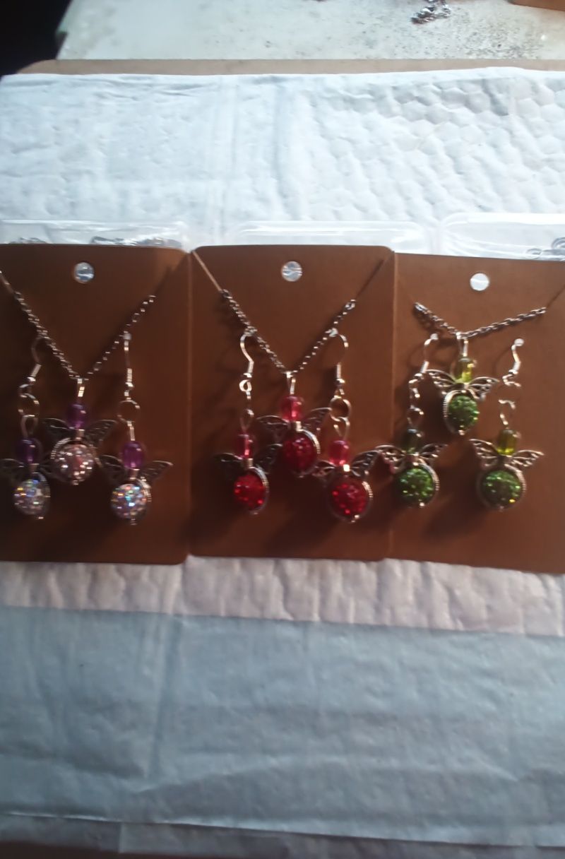 angel earrings/necklace set silver