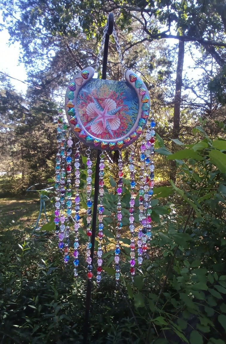 Horse shoe sun catcher
